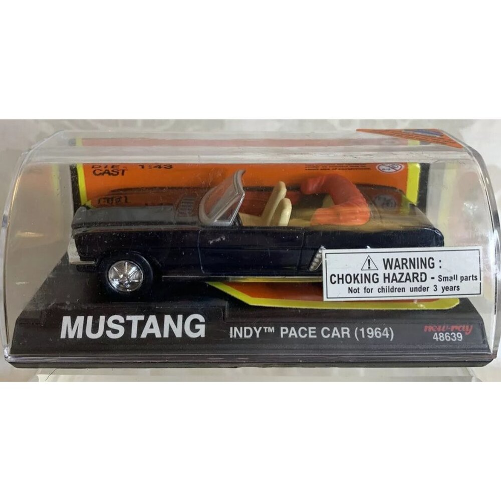 1964 FORD MUSTANG CONVERTIBLE INDY 500 PACE CAR 1/43 NEW RAY #48639